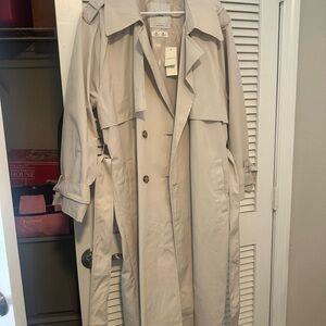 Abercrombie & Fitch Classic Tan Trench Coat